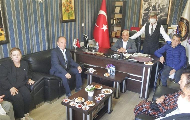 İYİ Parti Saray ziyaretlerini sürdürüyor