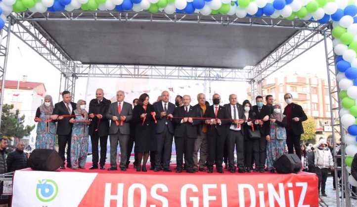 Saray Atatürk Kültür Merkezi 29 Ekim’de Törenle Hizmete Sunuldu