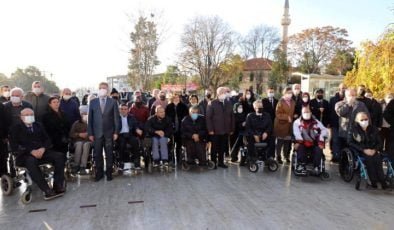 3 Aralık Dünya Engelliler Günü Dolayısıyla Çelenk Sunma Töreni Düzenlendi