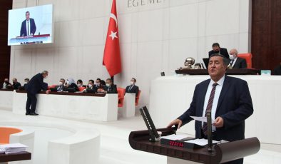 Gürer: “Sabit saat uygulaması öğrencilerin psikolojisini bozdu”