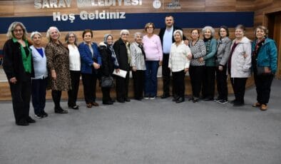 Başkan Taşyasan Emekli Öğretmenleri Kahvaltıda Ağırladı