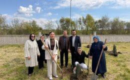 Saray’da Anlamlı Anma: Şehit Öğretmen ve Öğrenciler İçin Fidan Dikildi